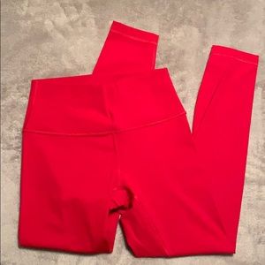 Lulu Lemon Wunder Under Legging.